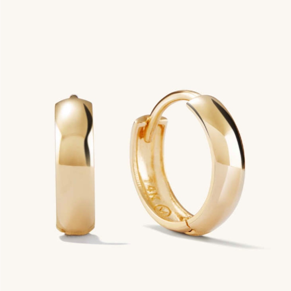 Mejuri Bold Huggie Hoops
